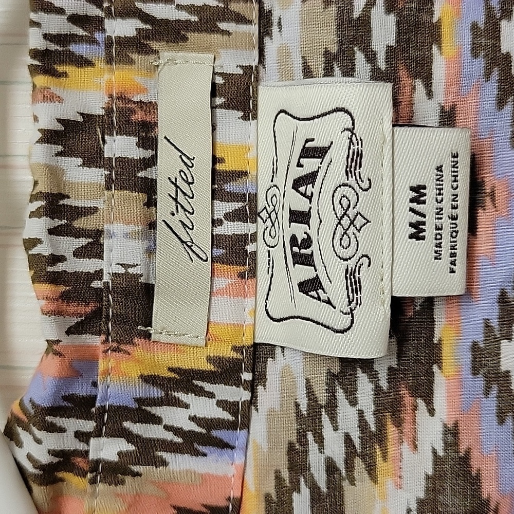 Ariat Multicolor Patterned Women's Top - Picture 3 of 7